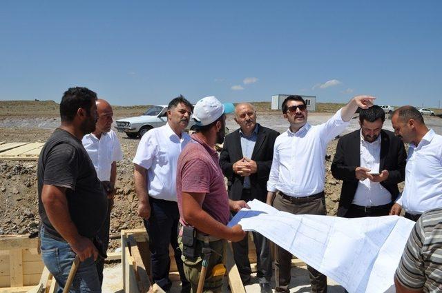 Bayburt Milletvekili Battal, Demirözü ilçesinde incelemelerde bulundu