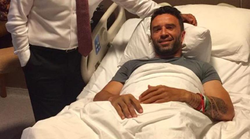 G&ouml;khan G&ouml;n&uuml;l ameliyat oldu