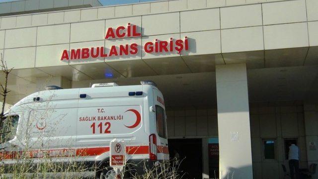 Otomobil ile minibüs çarpıştı: 6 yaralı