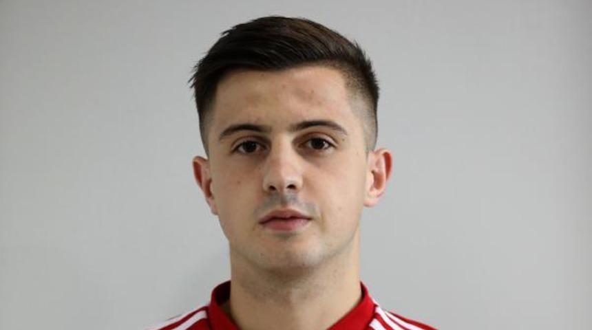 Sivasspor, Armin Djerlek ile 5 yıllık s&ouml;zleşme imzaladı