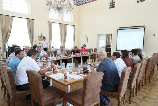 Trakya Üniversitesi Yönetim Kurulu Toplantısı Şerbet Evi’nde gerçekleştirildi