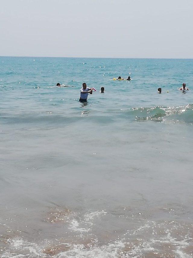 Mersin plajlarında deniz suyu temiz