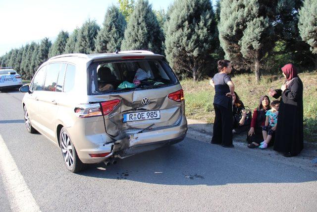 Kaza yapan otomobil 30 metre şarampole yuvarlandı: 1 yaralı