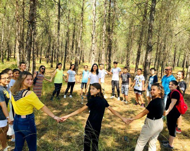 Öğrencilerden Kurşunlu Şelalesi ’ne kuşevi