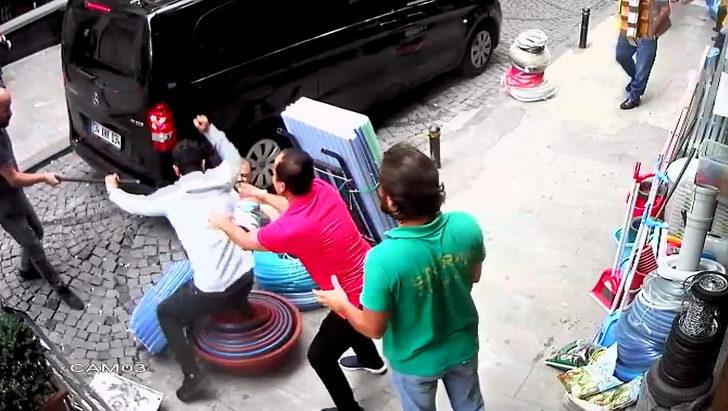 Şişli'deki dehşet anları kamerada! Defalarca bıçakladı G1