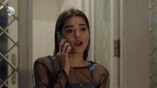 Zalim İstanbul'un Damla'sı leopar desenli bikinisiyle sahile indi!