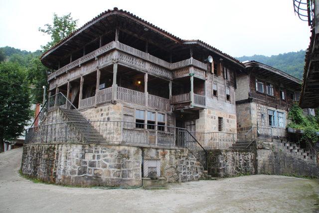 500 yıllık çivisiz cami, zamana meydan okuyor