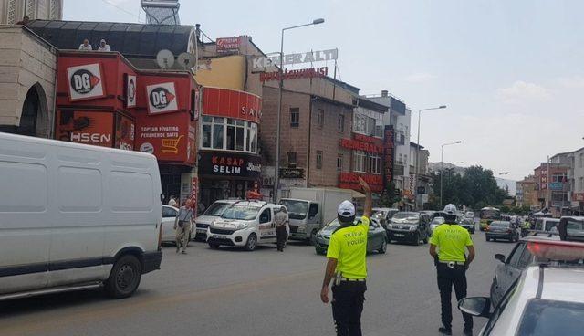 Gurbetçiler Develi’ye Akın Etti, Trafik ve Ekonomi Hareketlendi