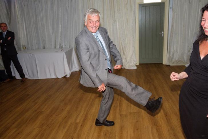 Bildiklerinizi unutun! İşte bunlar gerçek düğün fotoğrafları G1