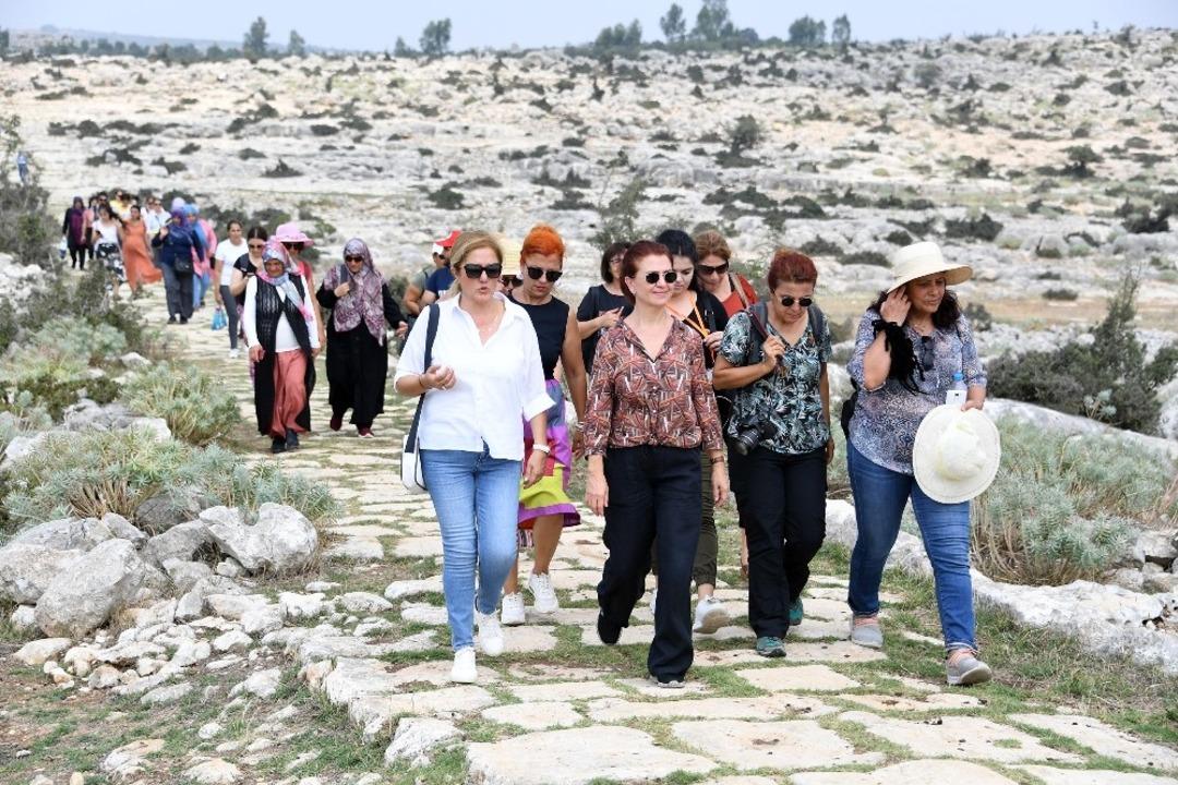 Kırsal Mahalle Buluşmalarında Tarsus&rsquo;un tarihine yolculuk yaptılar