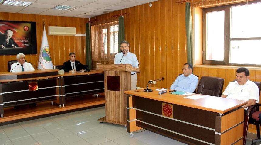 Milletvekili Aydın il genel meclis üyeleriyle biraya geldi