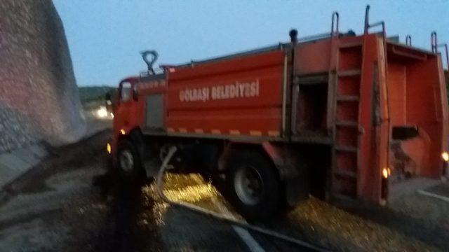 Ay &ccedil;ekirdeği y&uuml;kl&uuml; kamyon yandı 2