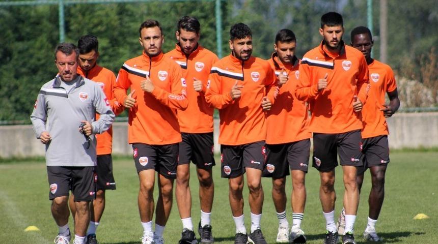 Levent Eriş, Anadaspor&rsquo;un başında ilk antrenmanına &ccedil;ıktı