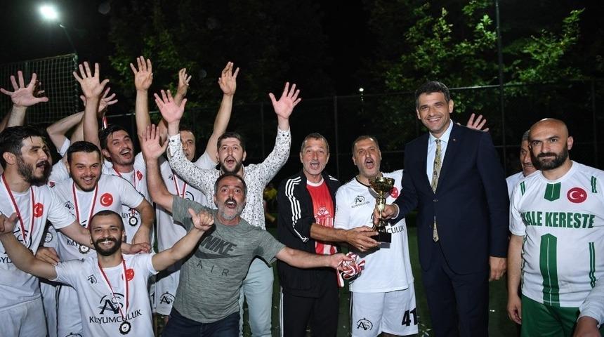 İstasyon Mahallesi turnuvasında şampiyon kuyumcular