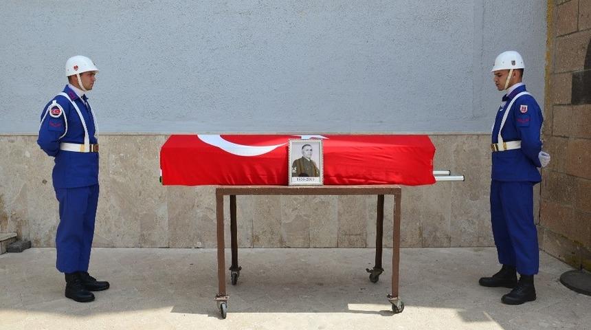 Kıbrıs Gazisi Bekir Aydın, son yoluculuğuna uğurlandı