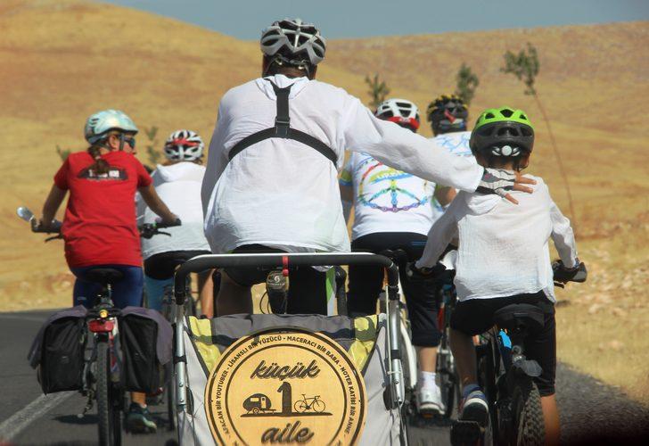 Bisikletli 'Küçük aile' 27 gün sonra tarihin sıfır noktasında G2