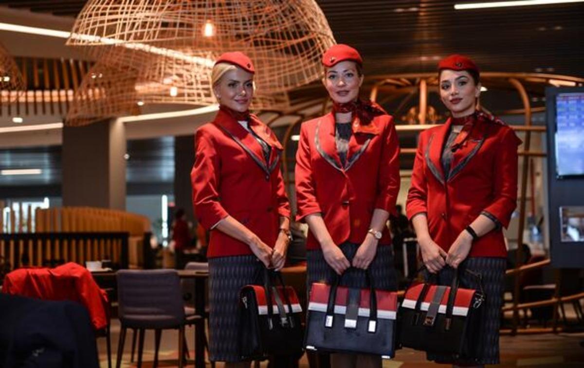 İşte THY kabin ekiplerinin yeni &uuml;niformaları
