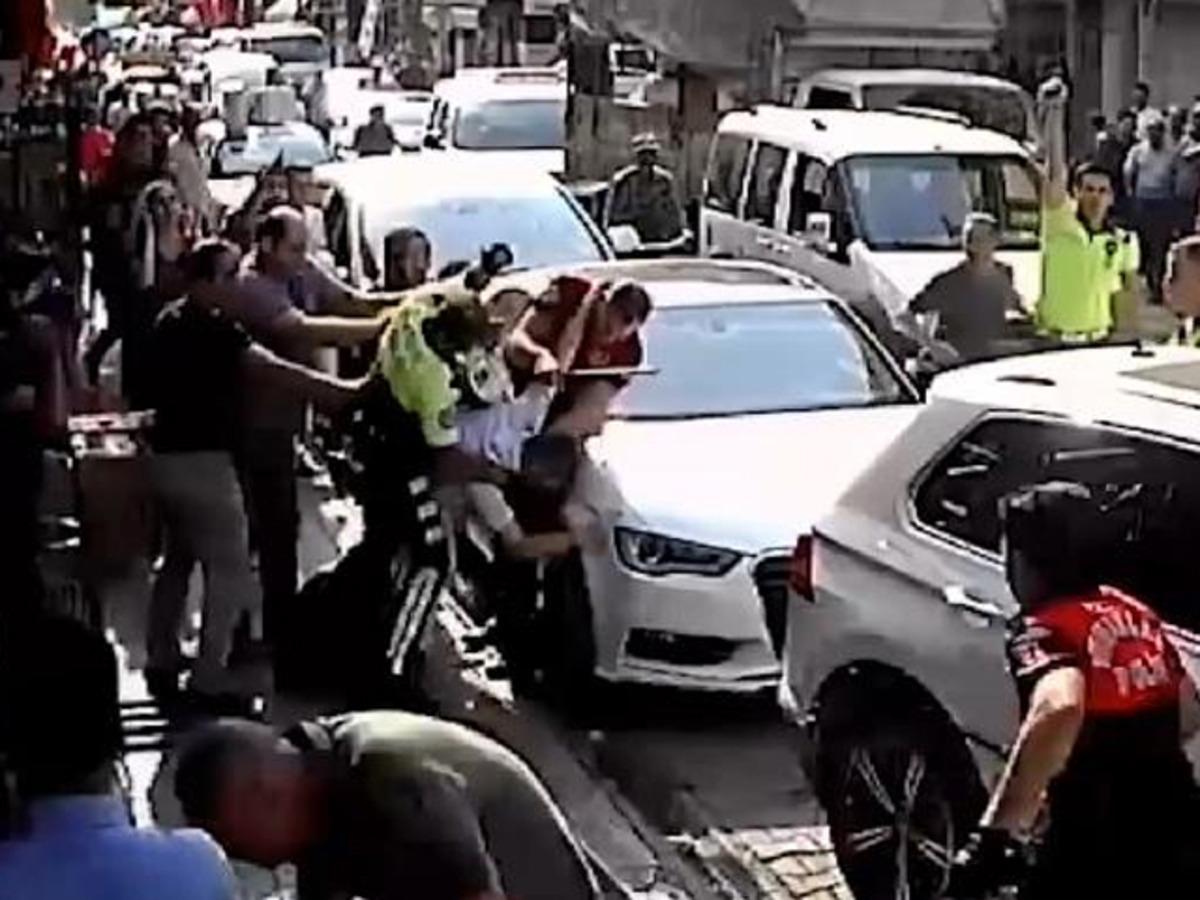 Adana'da polis ile esnaf arasında arbede