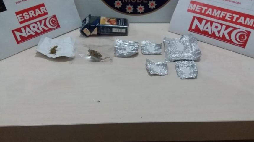 Uyuşturucu satıcısı 9 kişi yakalandı