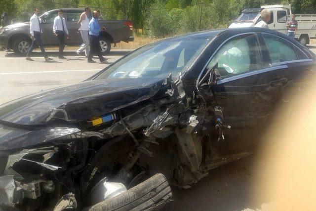 Gümüşhane’de iki ayrı trafik kazasında 5 kişi yaralandı