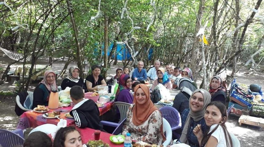 Devrekanili kadınlar, k&uuml;lt&uuml;r ve doğa gezisinde buluştu