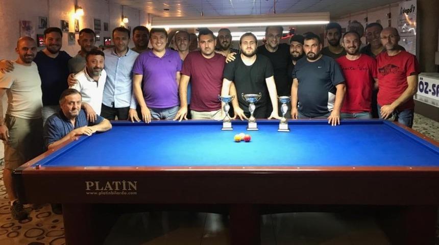 3 Bant bilardo şampiyonu Emrecan Uslu oldu