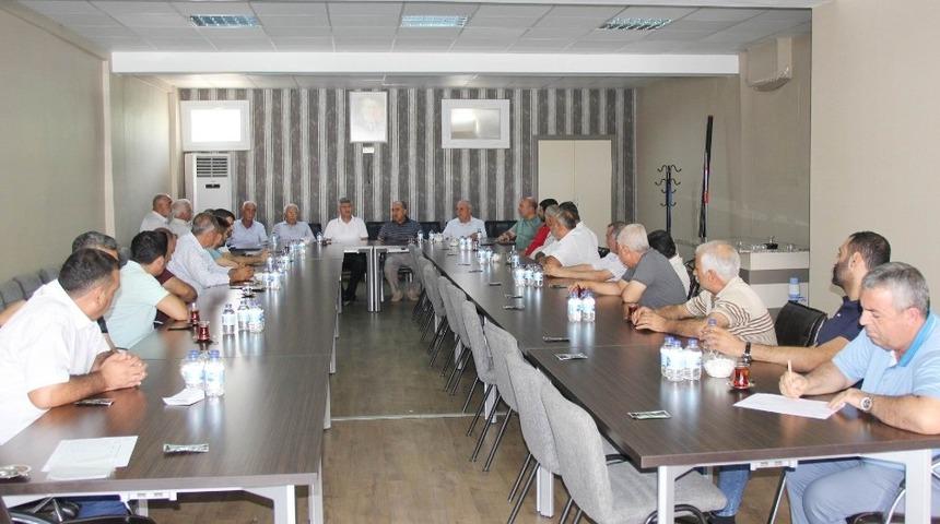 Antep fıstığı sekt&ouml;r temsilcileri istişare toplantısında buluştu