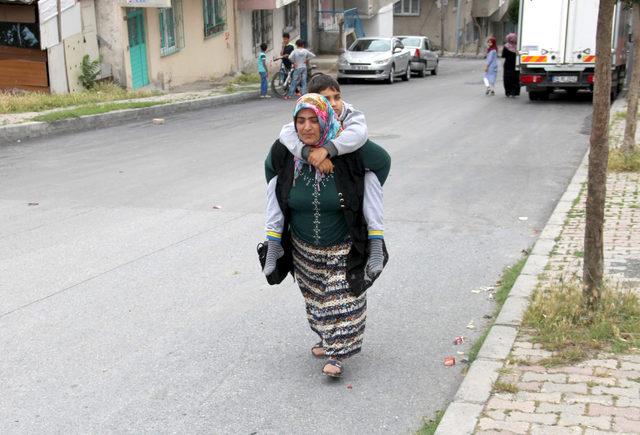 4 yıldır kalp nakli bekleyen Ferhat gözyaşları içinde son yolculuğuna uğurlandı