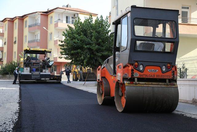 Battalgazi’de asfalt çalışmaları sürüyor