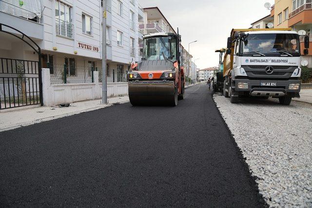 Battalgazi’de asfalt çalışmaları sürüyor