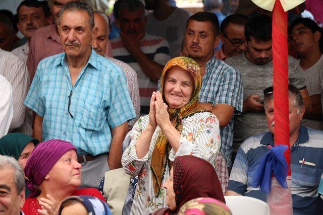 Zonguldak'ta TOKİ evleri, kurayla sahiplerini buldu