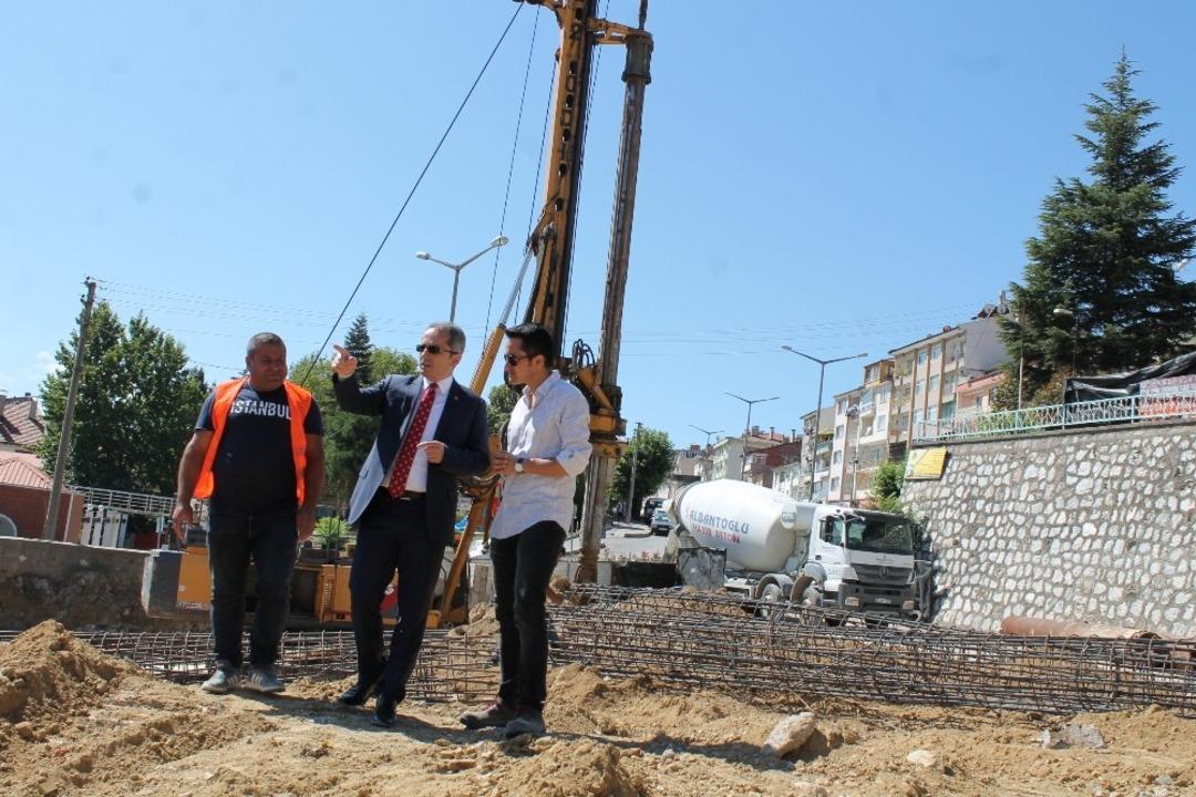 Kaymakam Pişkin, h&uuml;k&uuml;met konağı inşaatını inceledi