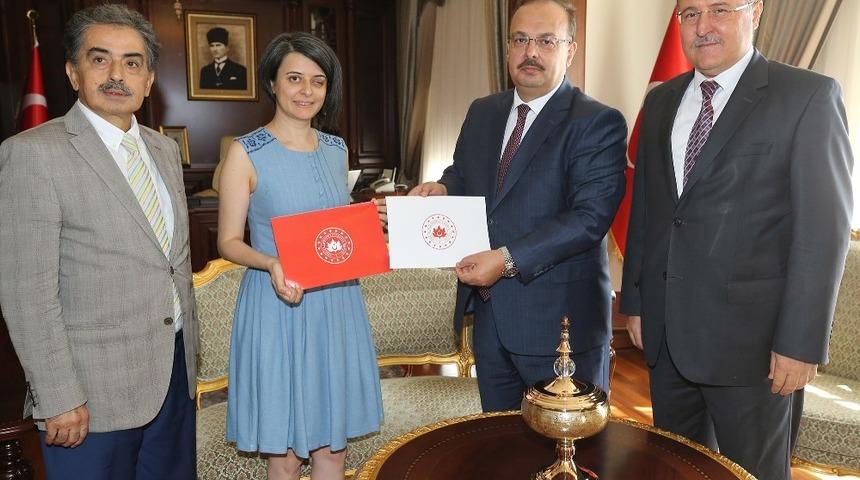 Bursa Valiliği&rsquo;nin yeni logosuna BU&Uuml; eli değdi