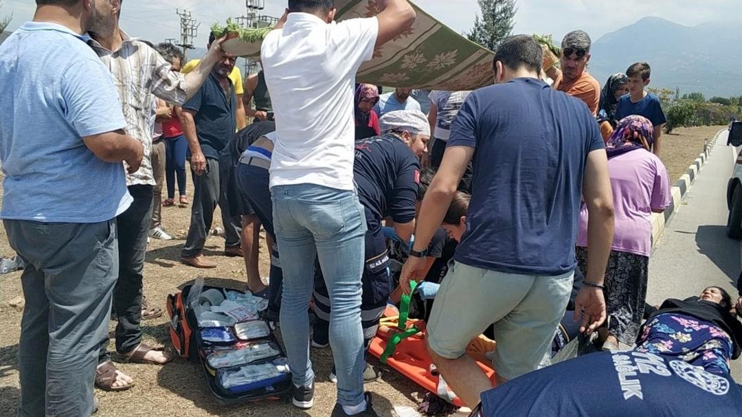 Seydikemer trafik kazası: 4&rsquo;&uuml; &ccedil;ocuk 6 yaralı