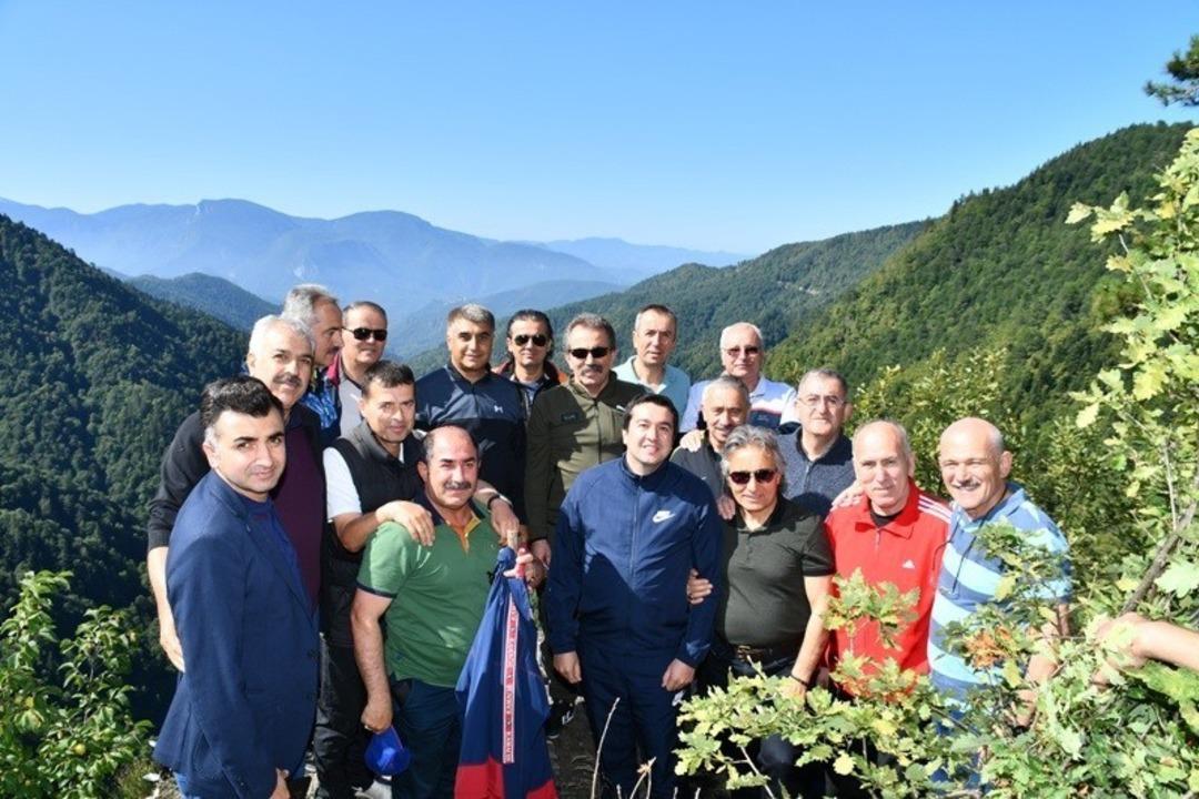 Vali G&uuml;rel ve İl Protokol&uuml;nden Yeşil Yenice&rsquo;de trekking