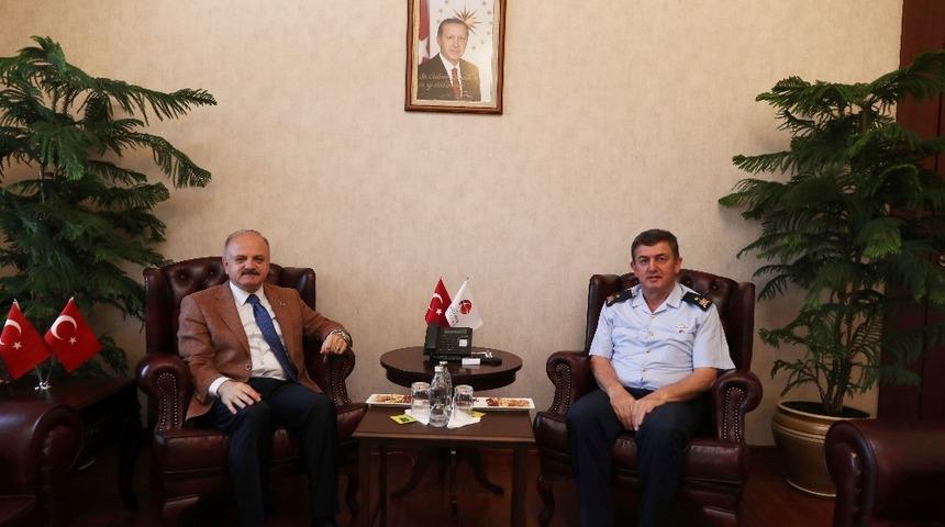 Vali &Ccedil;akacak&rsquo;a ziyaretler