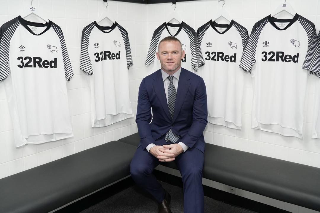 Wayne Rooney Derby County'de hem oyuncu hem de antren&ouml;r olacak!