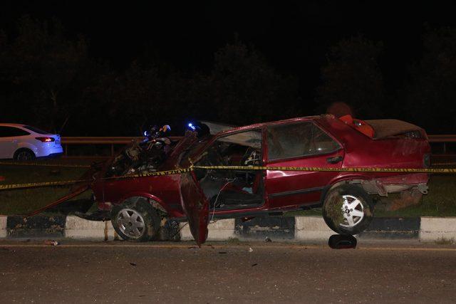 Takla atan otomobilden fırlayan kişi öldü, sürücü ağır yaralandı