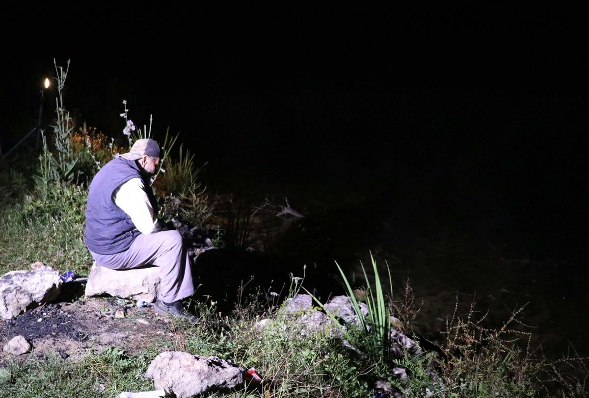 Bolu'da &ccedil;ok acı olay! Oğlu bulunana kadar bir saniye bile ayrılmadı!