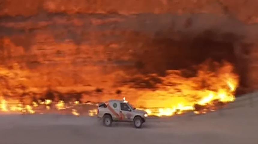 T&uuml;rkmenistan lideri &ouml;lmediğini Cehennem Kapısı'ndaki ralli g&ouml;sterisiyle 'kanıtladı'