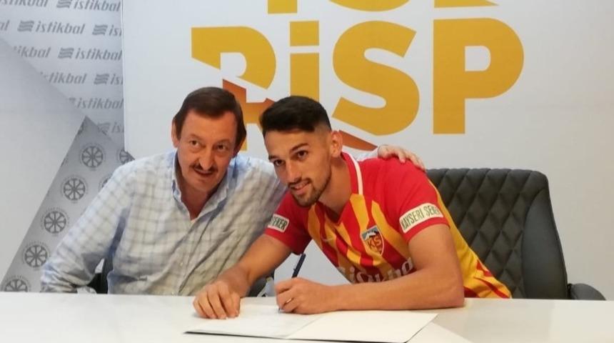 Kayserispor, Alpay Çelebi ile sözleşme imzaladı