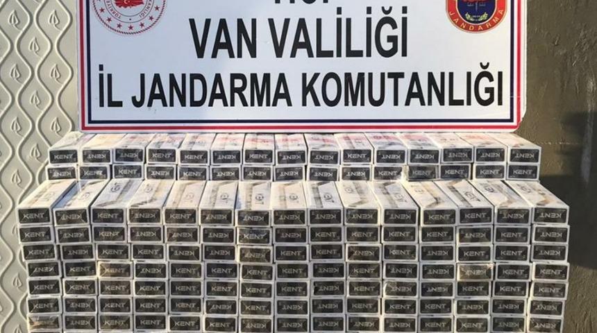 İran sınırında 4 bin 800 paket ka&ccedil;ak sigara ele ge&ccedil;irildi