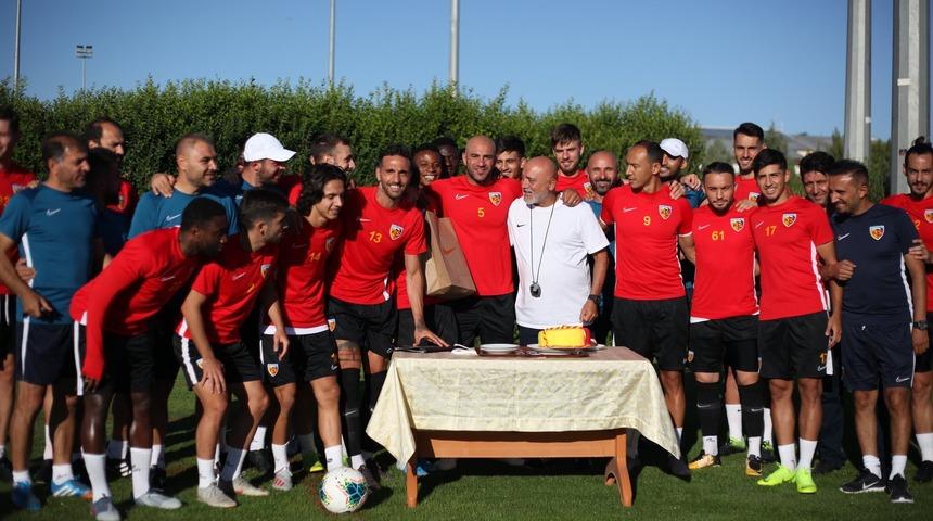 Abdennour’un doğum günü kutlandı