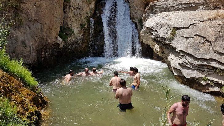 Başkale’deki travertenlere yoğun ilgi G4