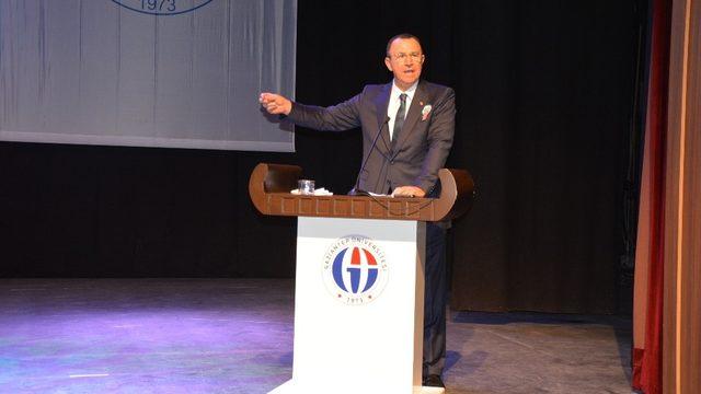 Gülsan Yönetim Kurulu Başkanı Topçuoğlu’ndan gençlere ‘altın’ tavsiyeler