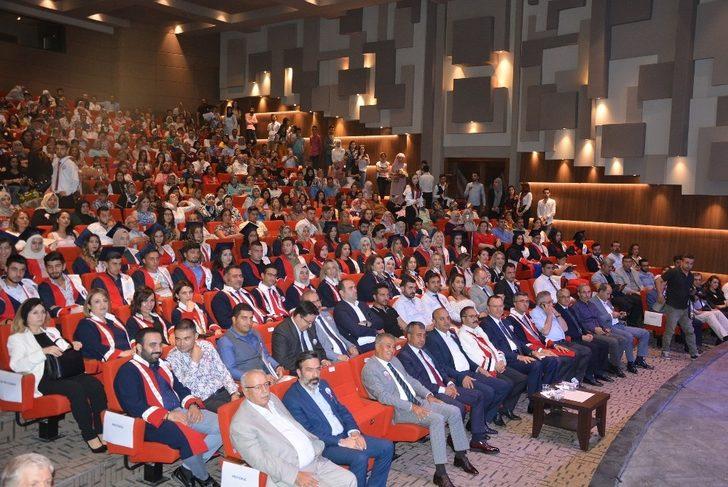 Gülsan Yönetim Kurulu Başkanı Topçuoğlu’ndan gençlere ‘altın’ tavsiyeler G3