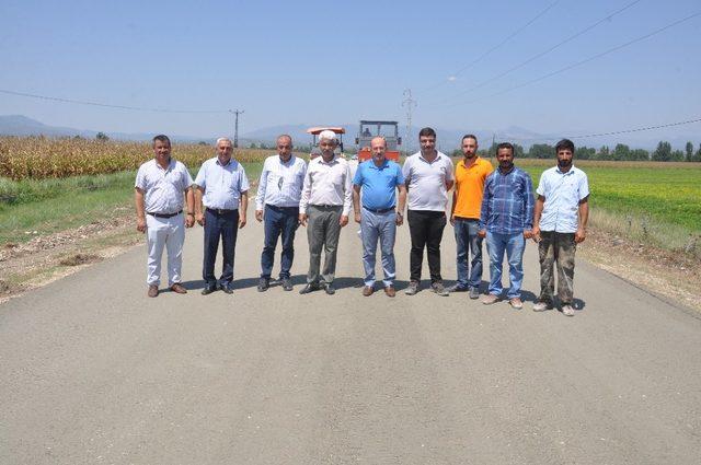 Sumbas’ta beton yol çalışması