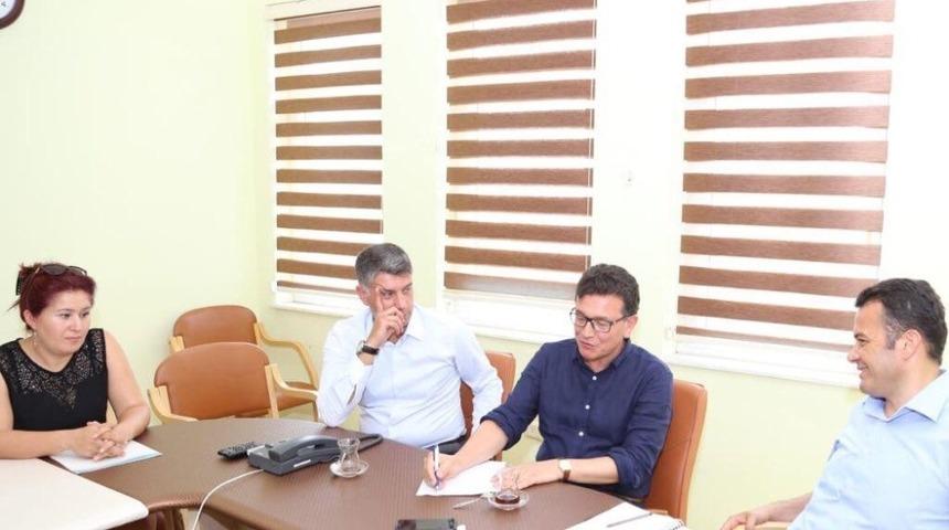 Atay Uslu:" Antalya’nın 2 yılını heba edecekler "