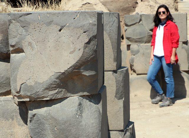 2 bin 700 yıllık Ayanis Kalesi'nin taşlarının sırrı çözülüyor