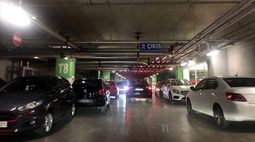 Mahkemeden emsal karar! 'AVM'ler otoparklarındaki hırsızlıktan sorumlu'